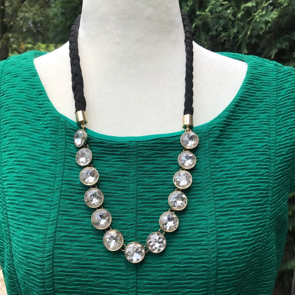 ✨Bold rhinestone necklace✨
